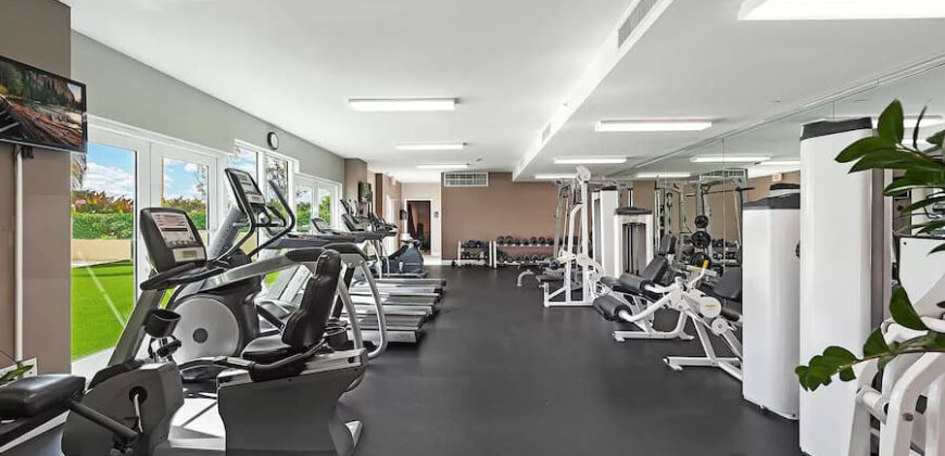 Executive Suite – Aston 707