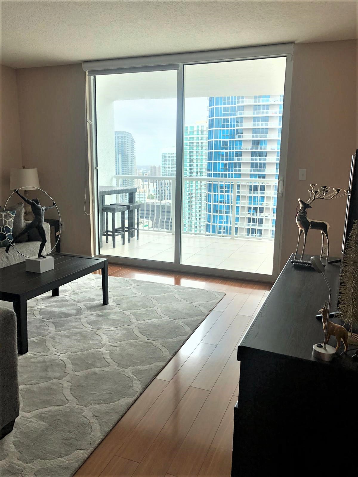 Brickell Penthouse Short Term Rental. Furnished and fully equipped offering and oasis of