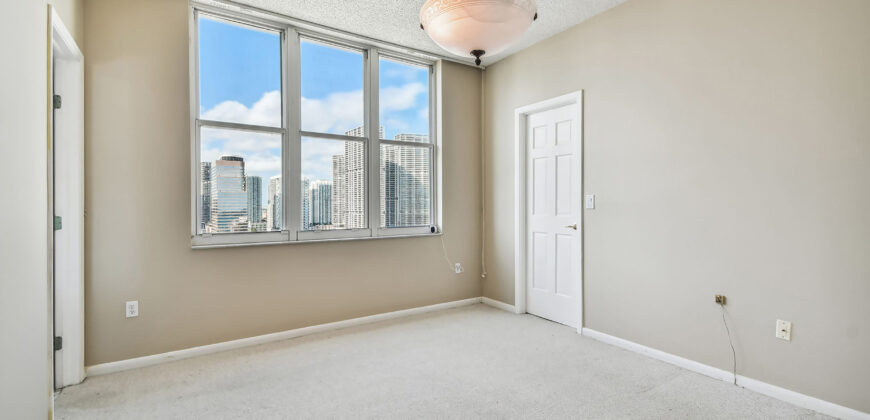 Waterfront Penthouse in Brickell Key, Miami